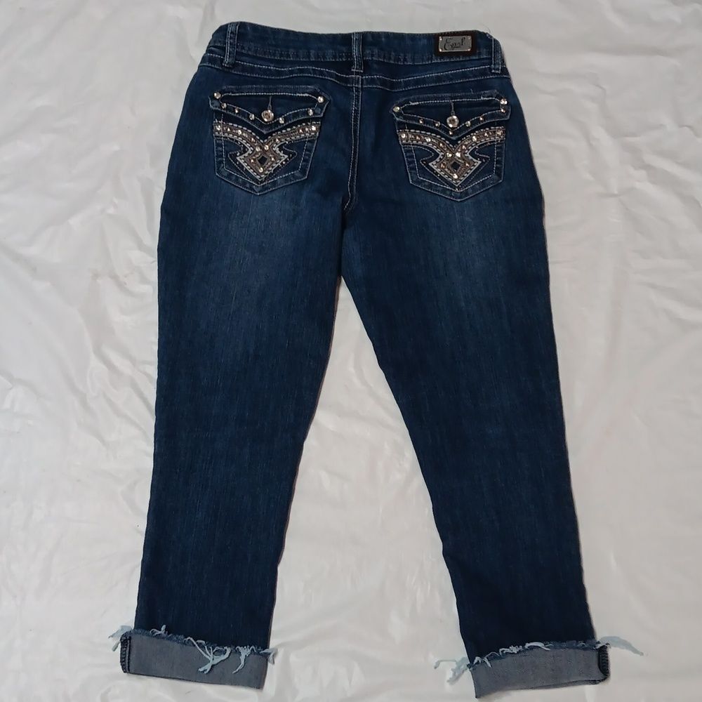 Earl Jeans Blue Ankle Cropped Denim with Faded Wash Size 7